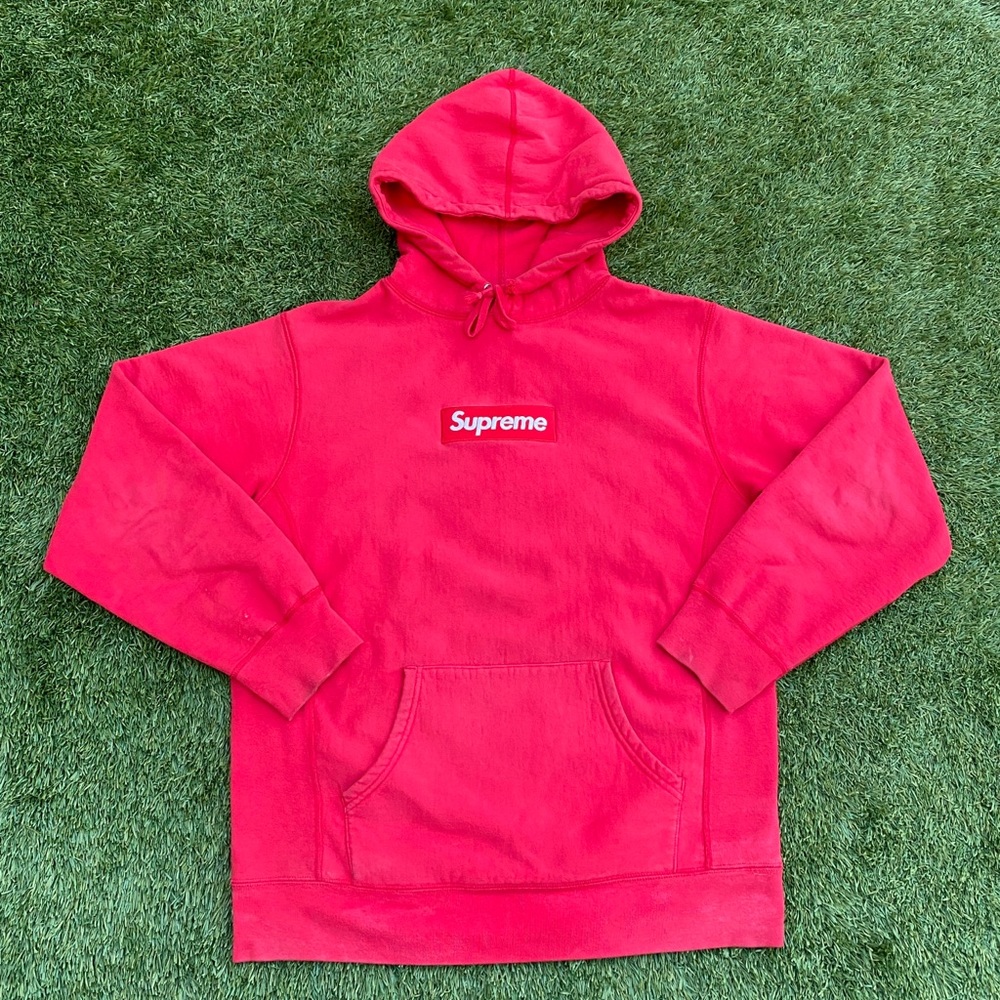 Supreme Box logo